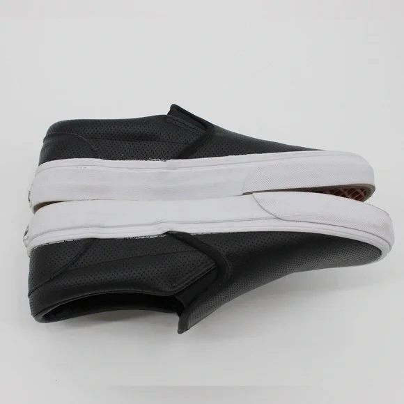 Sold** - Picture 4 of 9